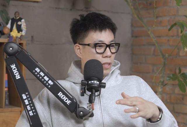 元游棋牌app下载-张镇麟：从小在美国学到的就是在场上做“坏人”，球员互喷很正常